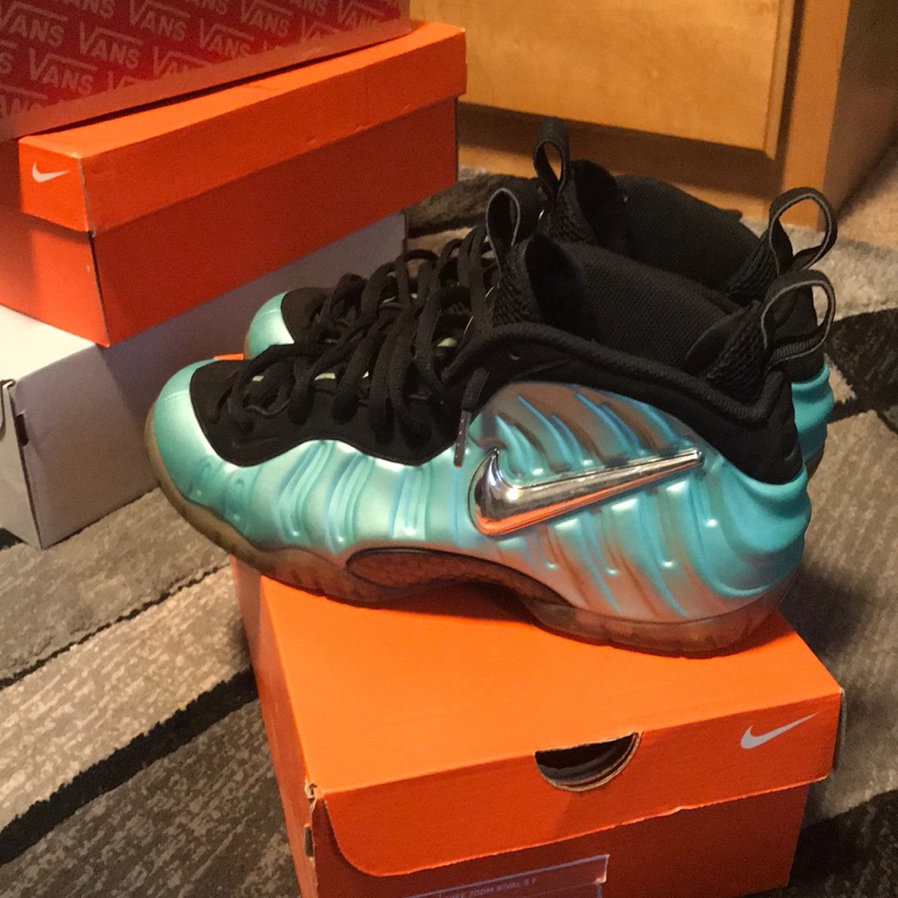 Nike Foamposits